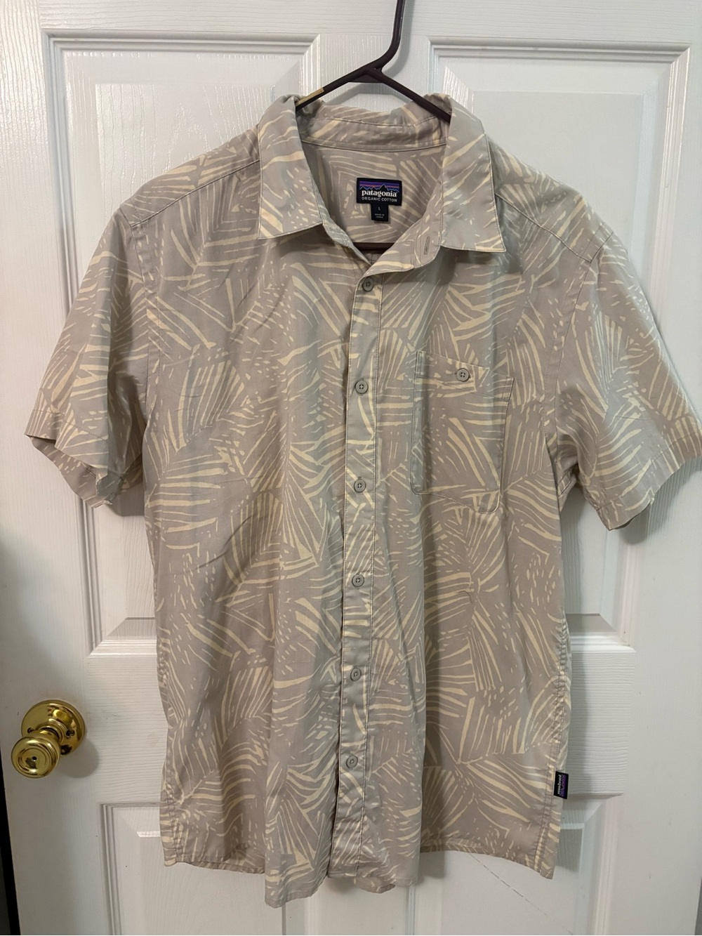Patagonia Organic Cotton button up shirt